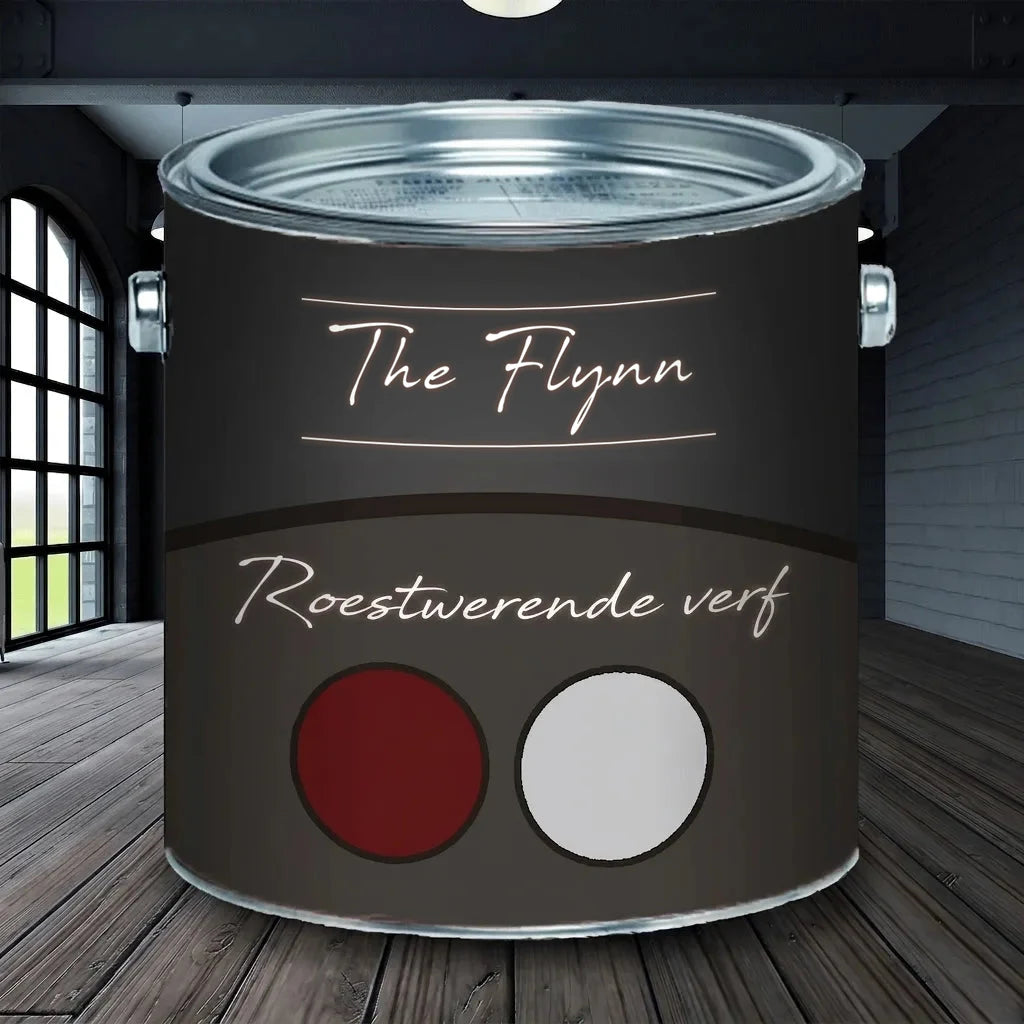 Zwarte The Flynn roestwerende verfblik met bordeauxrood en lichtgrijs staal, in moderne kamer.
